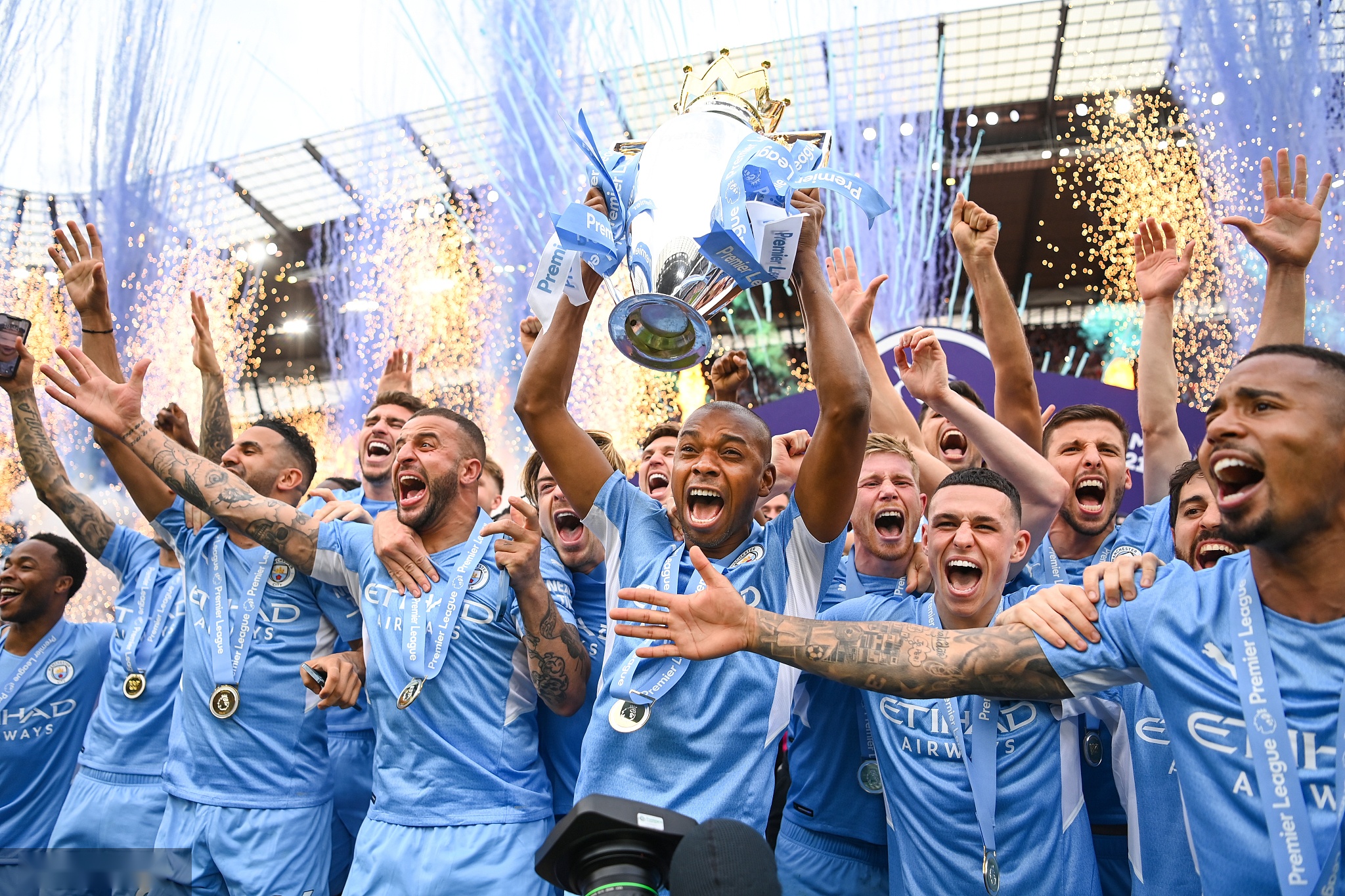 值得球迷们 值得球迷们